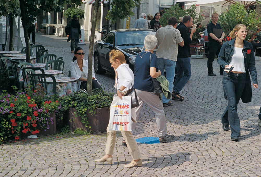 STANDPUNKTE UNTERSCHIEDLICHER SICHTWEISEN